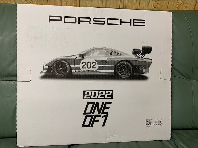 ケイマン GT4のポルシェ・718CaymanGT4・クリスマスプレゼント・カレンダーに関するカスタム事例の投稿画像1枚目