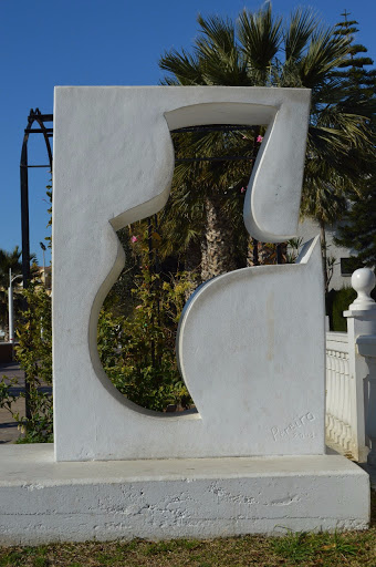 Escultura De La Paloma