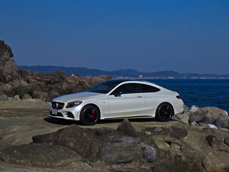 Cクラス クーペのメルセデス・ベンツ・C-EALs.（シールズ）・AMG・ベンツに関するカスタム事例の投稿画像4枚目