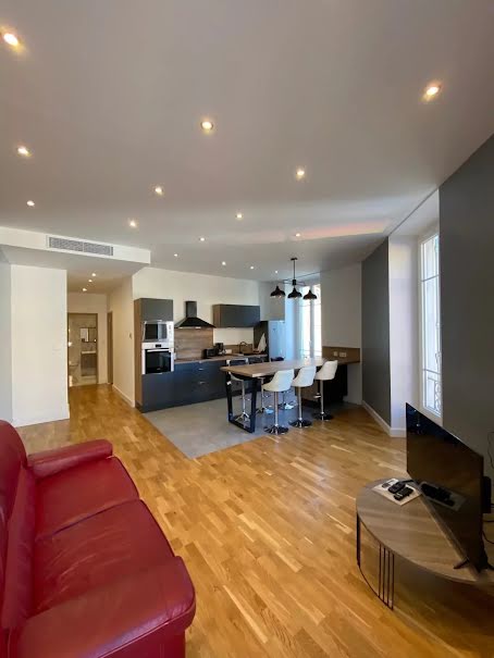Location  appartement 4 pièces 84 m² à Nice (06000), 1 752 €