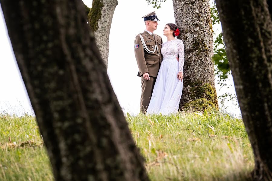 Wedding photographer Radek Nowacki (radeknowacki). Photo of 25 February 2020