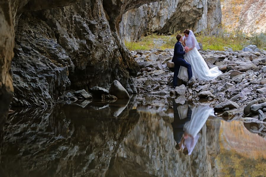 Wedding photographer Alex Vîlceanu (alexandruvilcea). Photo of 25 August 2017