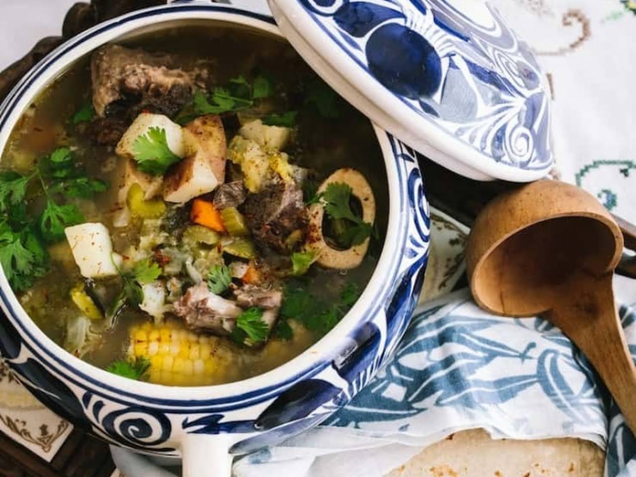 Pressure Cooker Oxtail Soup (An Instant Pot Recipe) - Omnivore's Cookbook