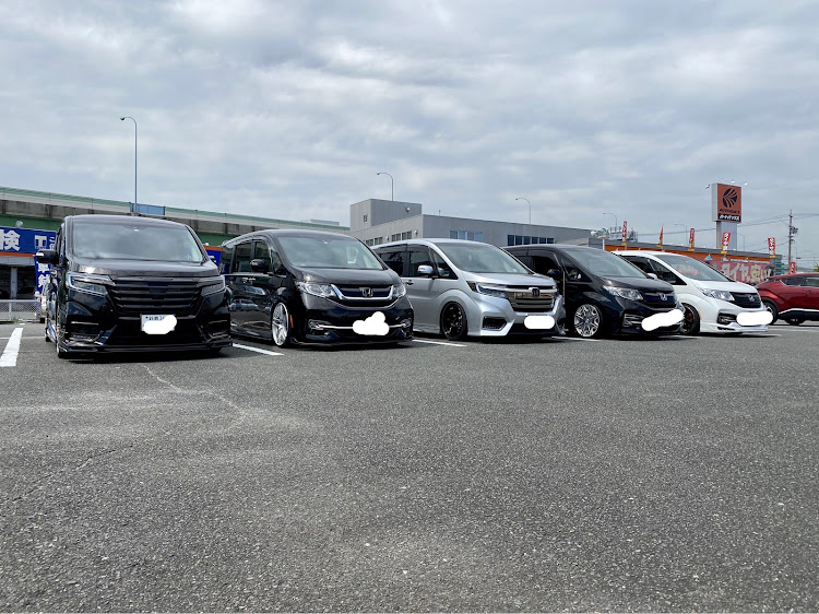 ステップワゴンスパーダの東海組に関するカスタム事例の投稿画像2枚目