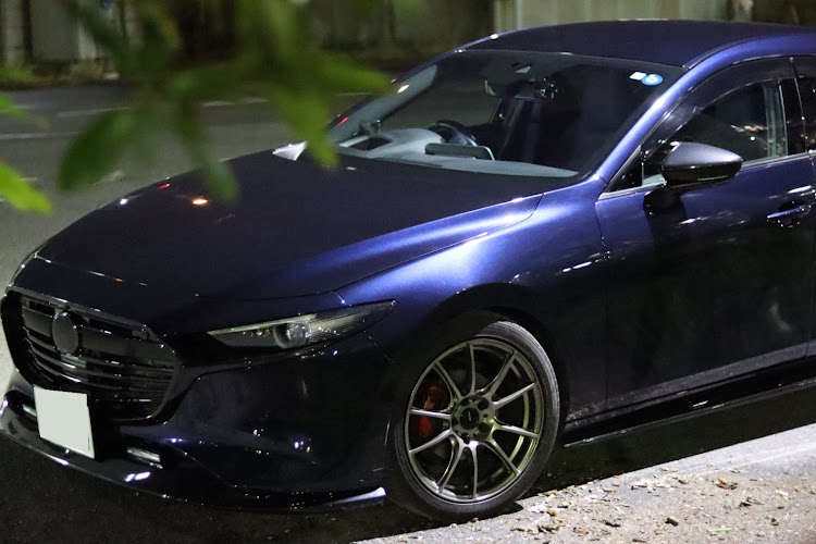 MAZDA3のディープクリスタルブルーマイカ・MAZDA3・写活ドライブに関するカスタム事例の投稿画像9枚目