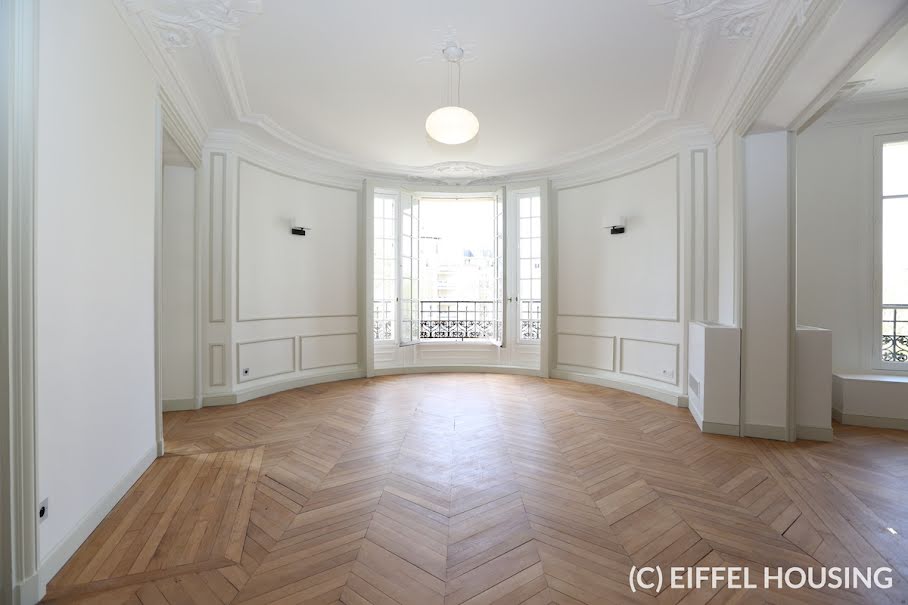 Location  appartement 6 pièces 179 m² à Paris 11ème (75011), 7 000 €