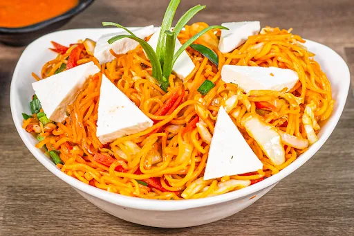 Paneer Singapore Chowmein