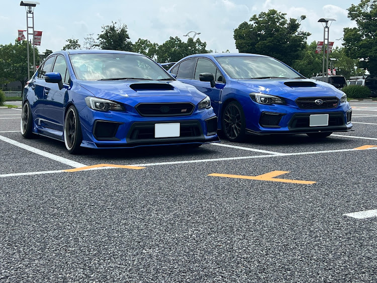 WRX STIのお盆休み・ドライブ・コラボに関するカスタム事例の投稿画像1枚目