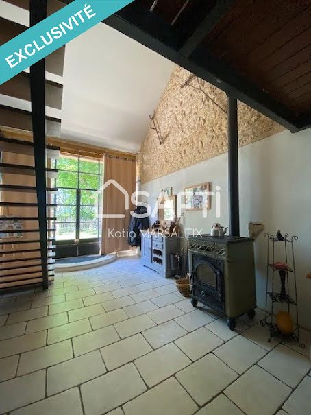 Vente maison 6 pièces 230 m² à Saint-Août (36120), 325 000 €