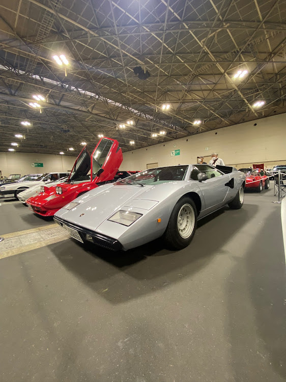 レンジローバーのノスタルジックカーフェスティバル・秋ドライブ・カーイベント・ポートメッセなごやに関するカスタム事例の投稿画像3枚目