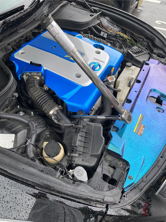 スカイラインクーペの触媒・DIY・整備手帳まだ？・整備手帳