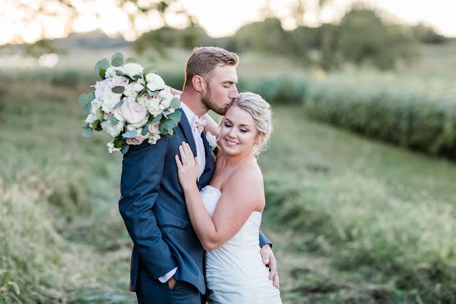 Fotógrafo de casamento Kira Goff (kirawhitney). Foto de 30 de dezembro 2019