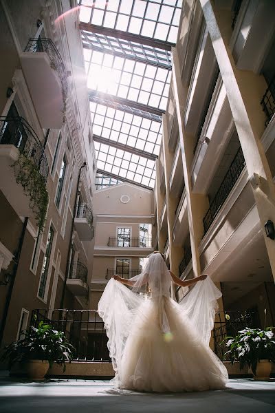 Fotógrafo de casamento Ekaterina Knopikova (knopikovakatya). Foto de 20 de junho 2016