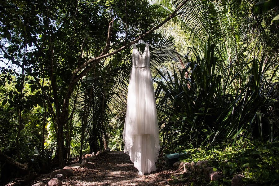 Fotografo di matrimoni Andrea Chávez (luzytiempo). Foto del 21 febbraio 2017