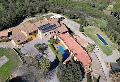 Villa with pool and terrace 3