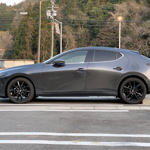 MAZDA3