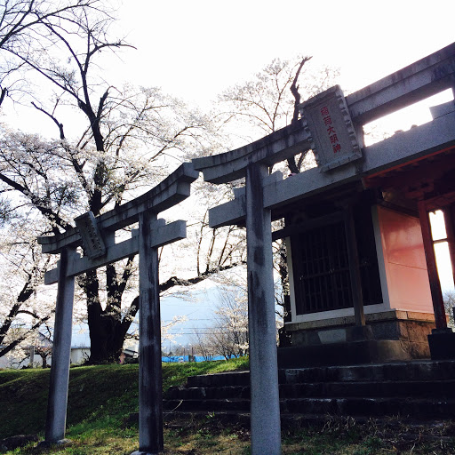 共楽園 稲荷大明神