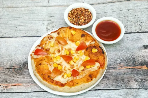 Double Topping Tomato And Corn Pizza