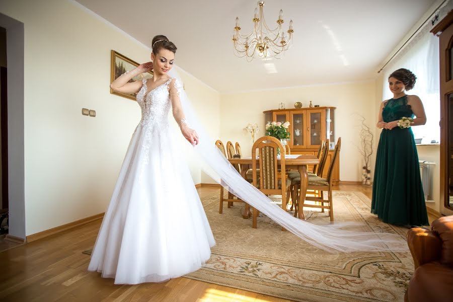 Photographe de mariage Piotr Skowronek (memorialstudio). Photo du 16 avril 2022