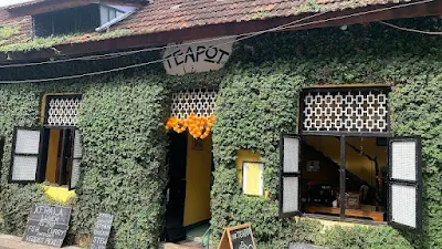 Chez Teapot