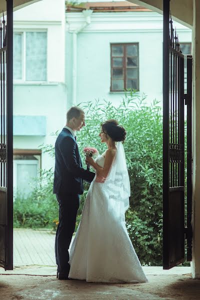 Wedding photographer Viktor Basharimov (bvik66). Photo of 8 December 2017