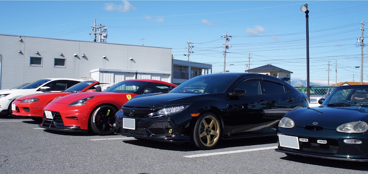 フェアレディZのVeilSideデモカー・霞埠頭・RAYS・魚太郎本店に関するカスタム事例の投稿画像1枚目