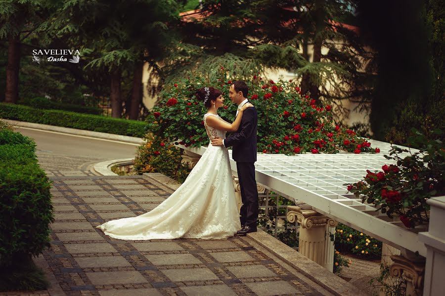 Fotógrafo de casamento Dasha Saveleva (savelieva). Foto de 16 de maio 2018