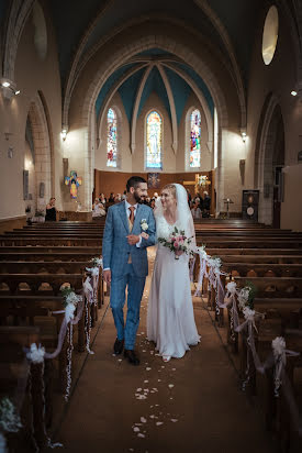 Fotografo di matrimoni Amin Tahiri (photographietmoi). Foto del 3 ottobre 2019