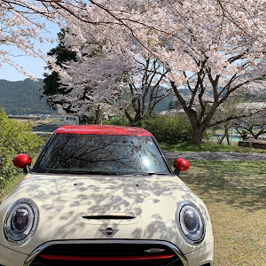 ミニ クラブマン JCW