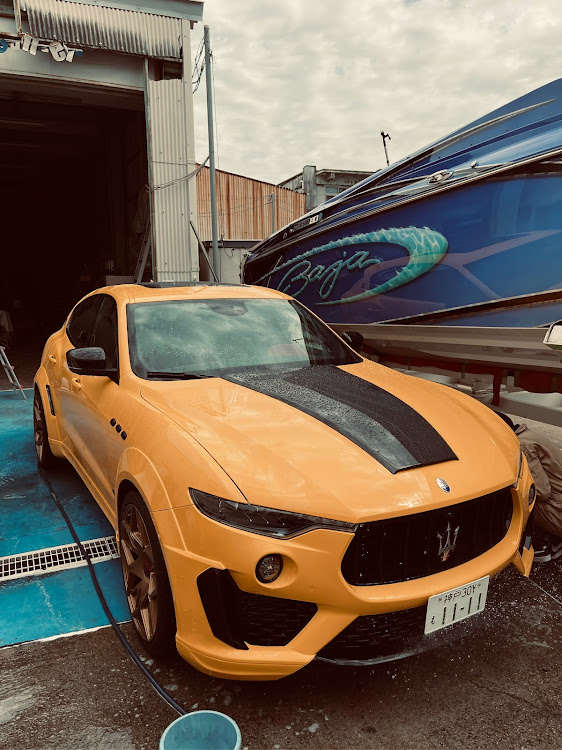 レヴァンテの洗車した！・ノビテック・BAJA35アウトロー・花見は海からに関するカスタム事例の投稿画像1枚目