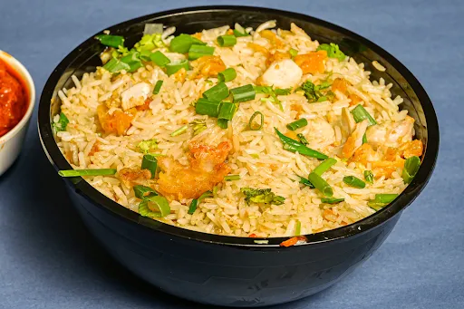 Chicken Fried Rice Bowl or Chicken Hakka Noodles Bowl