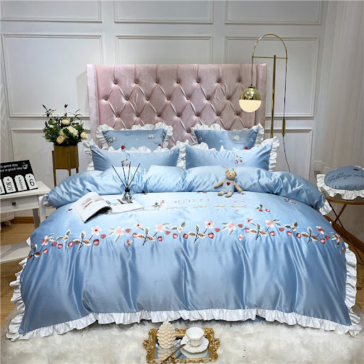 Title 3, Washed Silk Four-piece Embroidered Pastoral Flo...