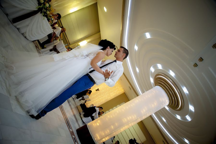 ช่างภาพงานแต่งงาน Ion Neculcea (neculcea) ภาพเมื่อ 27 พฤศจิกายน 2015