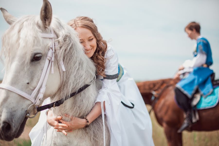 Wedding photographer Raisa Ibragimova (taishika). Photo of 27 June 2013