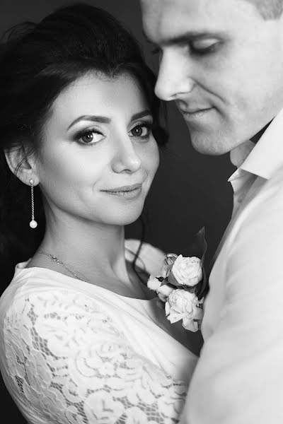 Wedding photographer Oksana Mala (omala). Photo of 13 February 2019