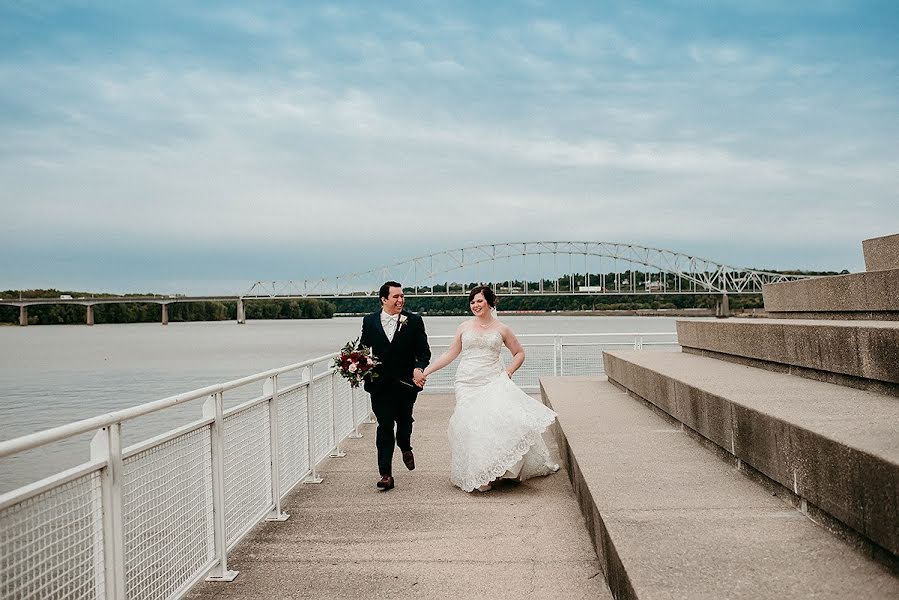 Fotógrafo de casamento Abbi Triphan (abbitriphan). Foto de 30 de dezembro 2019