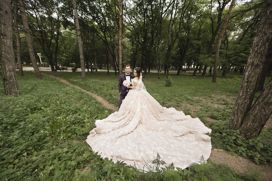 Wedding photographer Madina Dzarasova (madinadzarasova). Photo of 22 July 2016