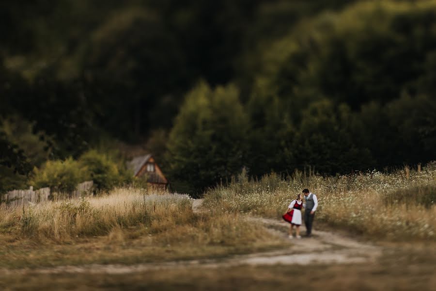 Fotograful de nuntă Veres Izolda (izolda). Fotografia din 27 iulie 2022