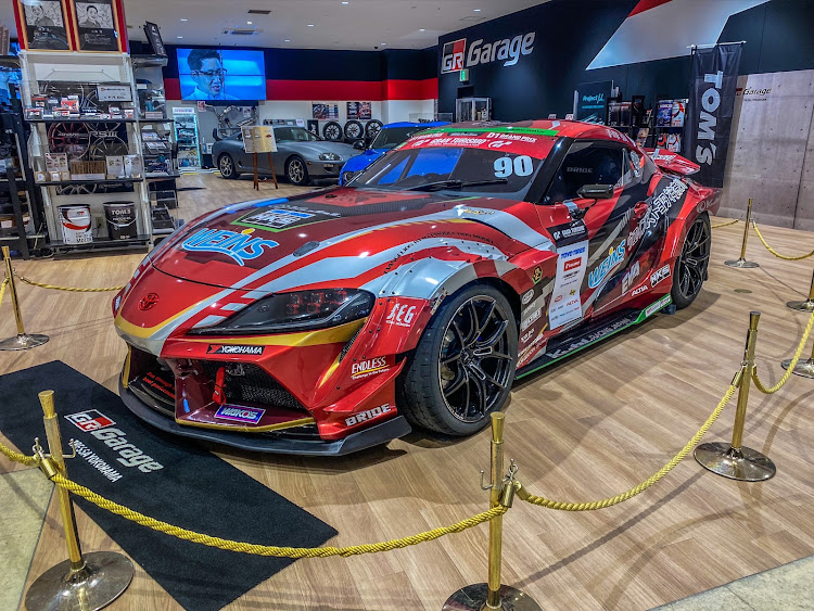 スイフトスポーツのS.H.I.L.I.S.・横浜スタイル・need for swift・トレッサ横浜・あなたの街のシール屋さんに関するカスタム事例の投稿画像4枚目
