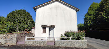 maison à Moutiers-sous-Chantemerle (79)