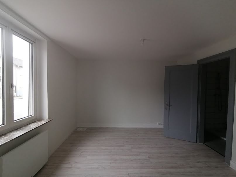 Location  appartement 1 pièce 41.27 m² à Bourtzwiller (68200), 610 €