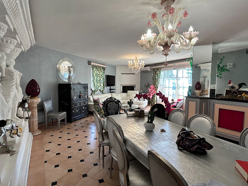 Maison avec piscine et jardin 2