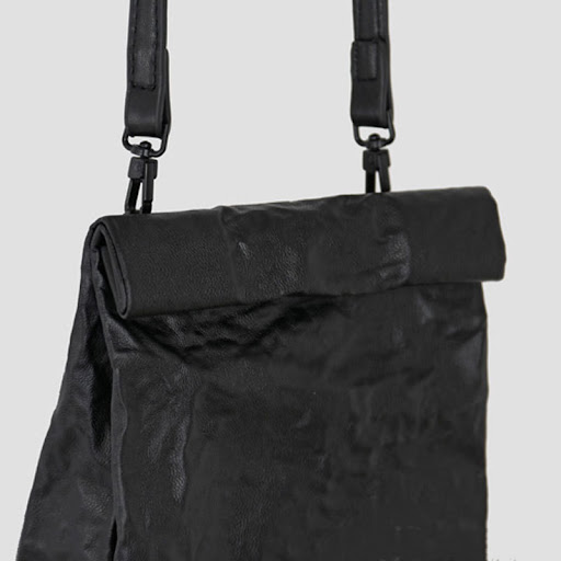 Title 4, Kraft Crossbody Bag mit knitteriger Magnetklapp...