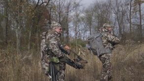 Mark Kenyon Gets His Hands on the Mature Buck He Calls The Wide Eight thumbnail