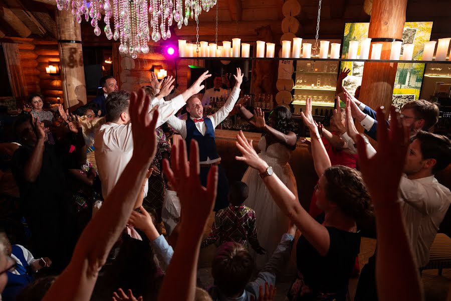 Fotógrafo de casamento Slawa Smagin (avantwed). Foto de 24 de fevereiro 2023