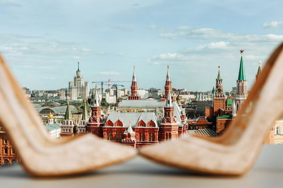 Fotógrafo de casamento Sergey Rzhevskiy (photorobot). Foto de 21 de abril 2017