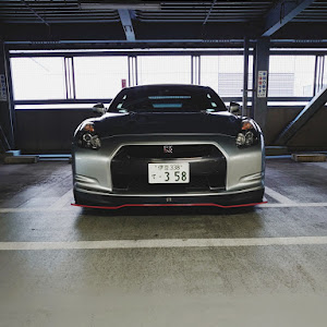 NISSAN GT-R R35