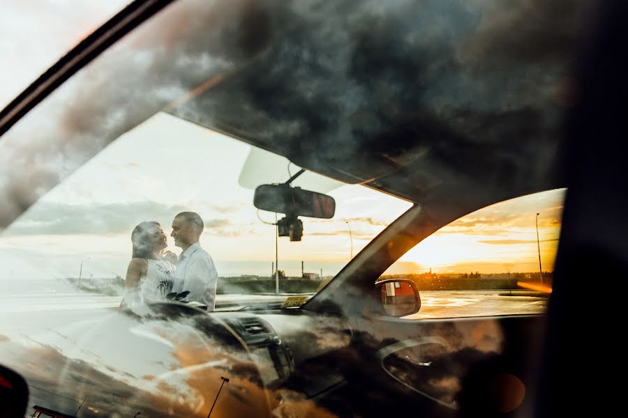 Pulmafotograaf Andrey Kalitukho (kellart). Foto tehtud 13 juuli 2018