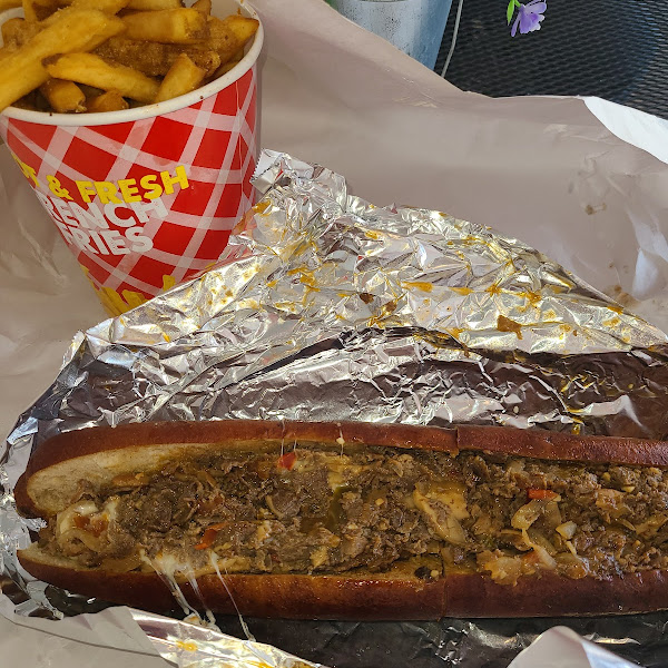 GF Pretzel Roll, cheesteak & fries