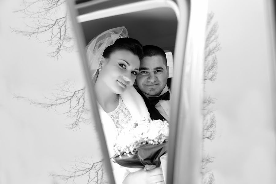 Wedding photographer Mihail Ciorici (amorstudio). Photo of 15 October 2015